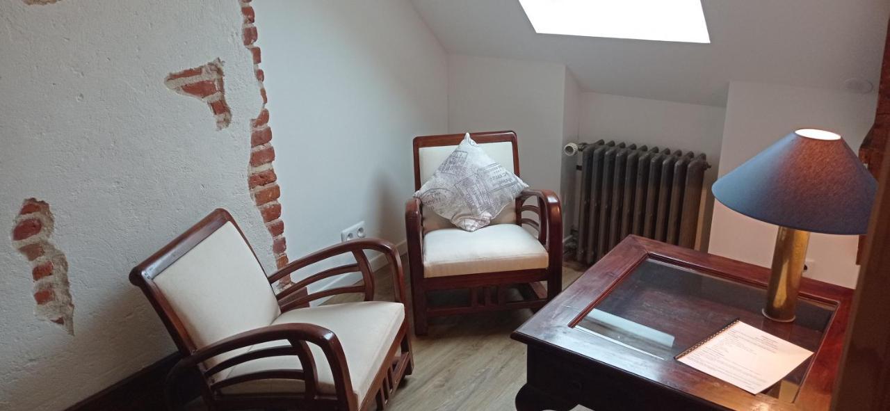 Alex Guest House Dozule Ngoại thất bức ảnh
