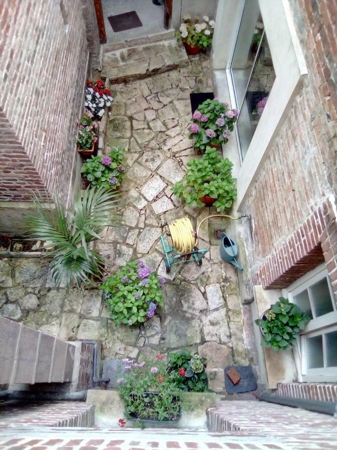 Alex Guest House Dozule Ngoại thất bức ảnh